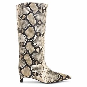 Chic Snakeskin Patterned Heeled Boots